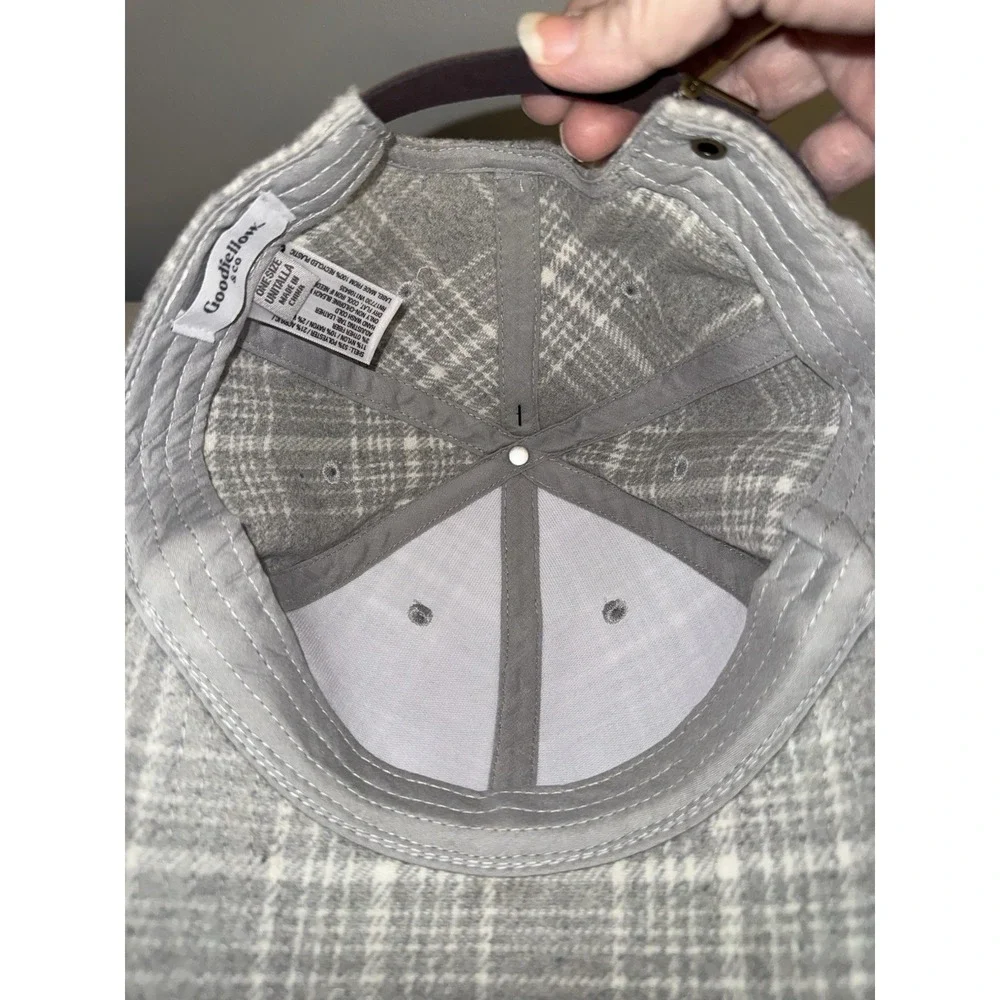 Good Fellow Gray Plaid Cap Adjustable New With‎ Tags